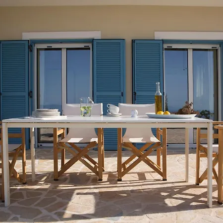 Holiday home Boo Premium Living Auf Lefkada Tsoukaladhes